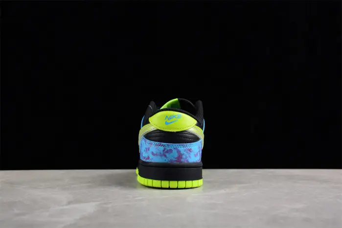 Nike SB Dunk Low “Acid Wash” 
