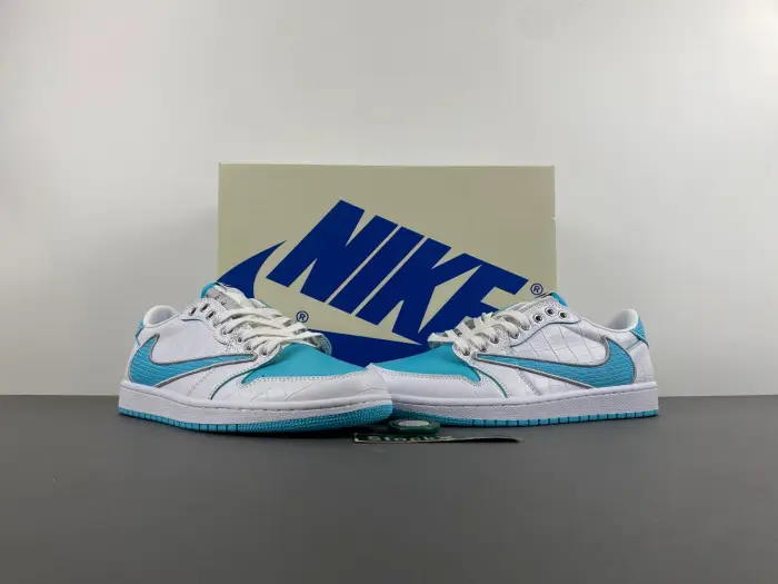 Travis Scott x Air Jordan 1 Low OG 