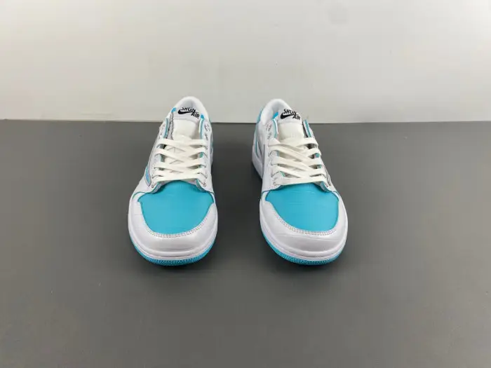 Travis Scott x Air Jordan 1 Low OG 