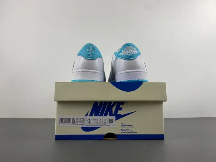 Travis Scott x Air Jordan 1 Low OG 