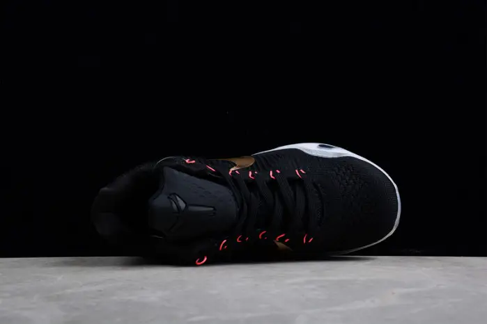 Nike Zoom Kobe 8 