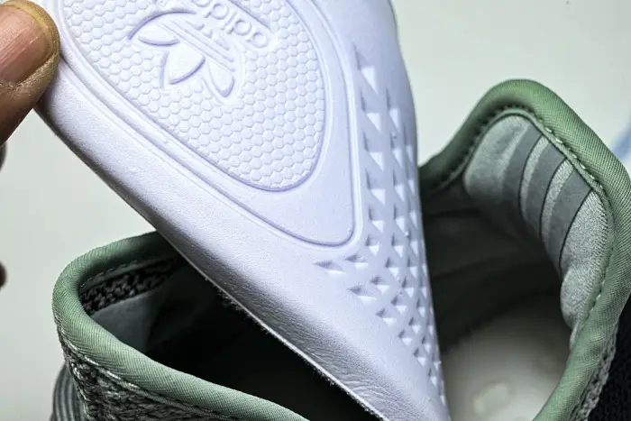 Yeezy Boost 350 V2 “ Jade Ash” 