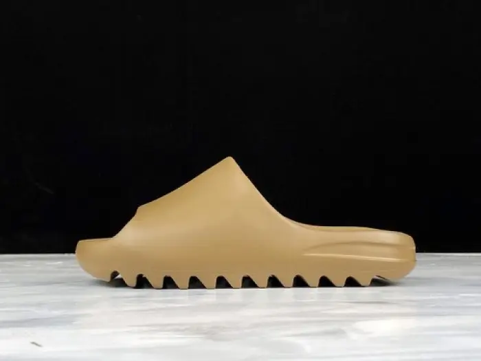 YEEZY SLIDES 'EARTH BROWN' 