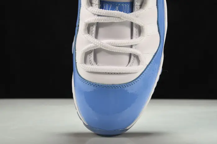 JORDAN 11 RETRO LOW UNIVERSITY BLUE 