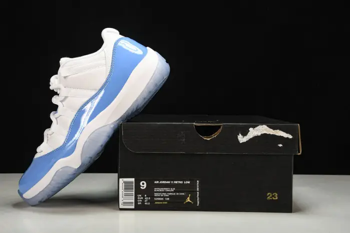 JORDAN 11 RETRO LOW UNIVERSITY BLUE 