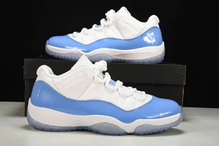 JORDAN 11 RETRO LOW UNIVERSITY BLUE 