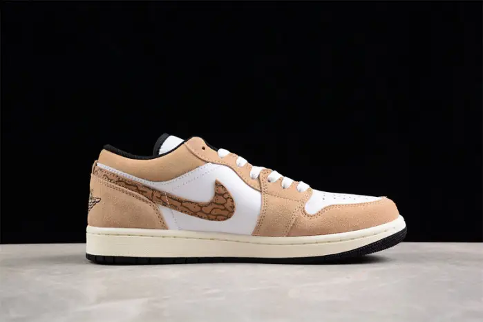 Air Jordan 1 Low 