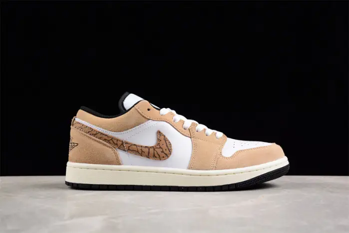 Air Jordan 1 Low 