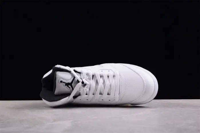 Air Jordan 5 Low 