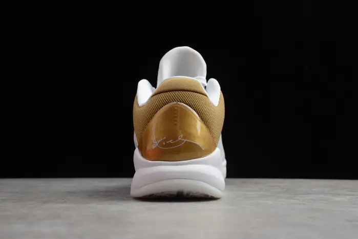 NIKE KOBE 5 BIG STAGE HOME 