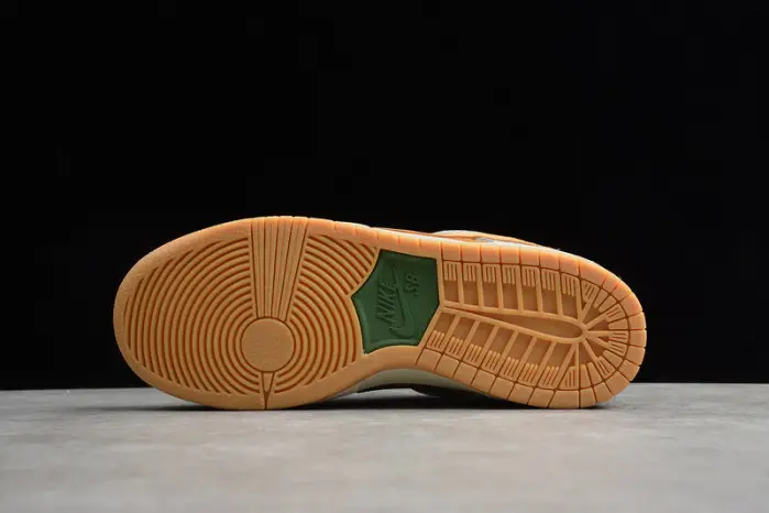 Nike SB Dunk Low Safari 
