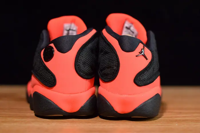 Jordan 13 Retro Low Clot Black Red 