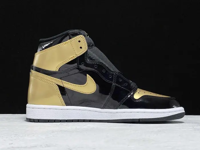 Jordan 1 Retro High NRG Patent Gold Toe 