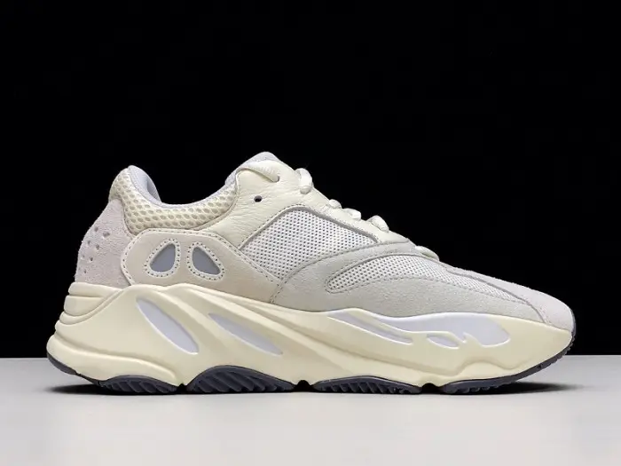 Yeezy Boost 700 Analog 