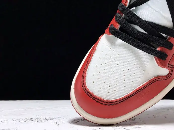 Jordan 1 Mid Reverse New Love 