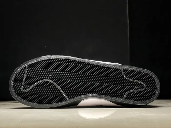 Nike Blazer Mid OW Grim Reaper 
