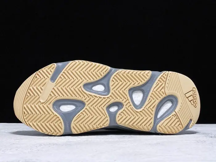 Yeezy Boost 700 Teal Blue 