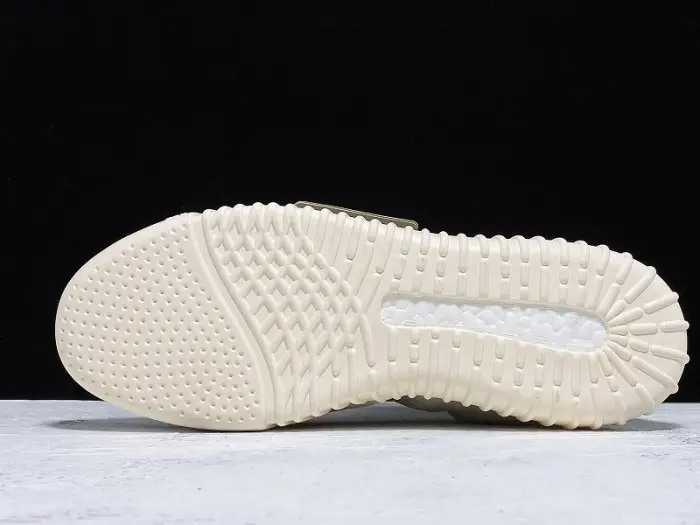 Yeezy Boost 750 OG Light Brown 
