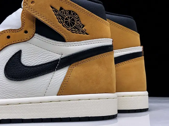 AIR JORDAN 1 ROOKIE OF THE YEAR 