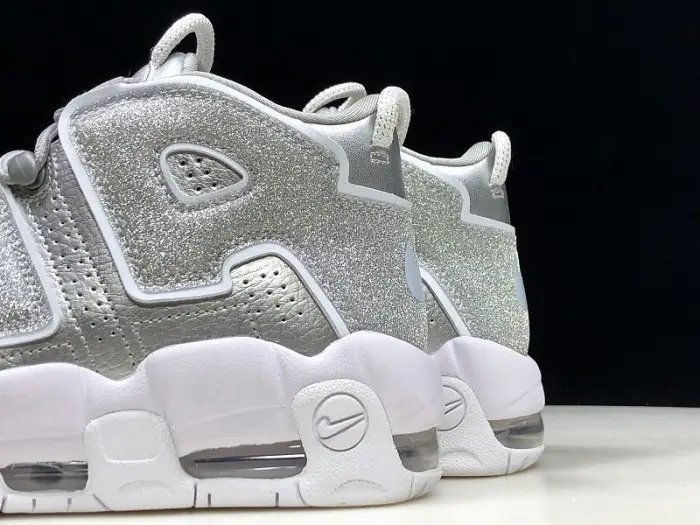 Nike Air More Uptempo Loud And Clear (W) 