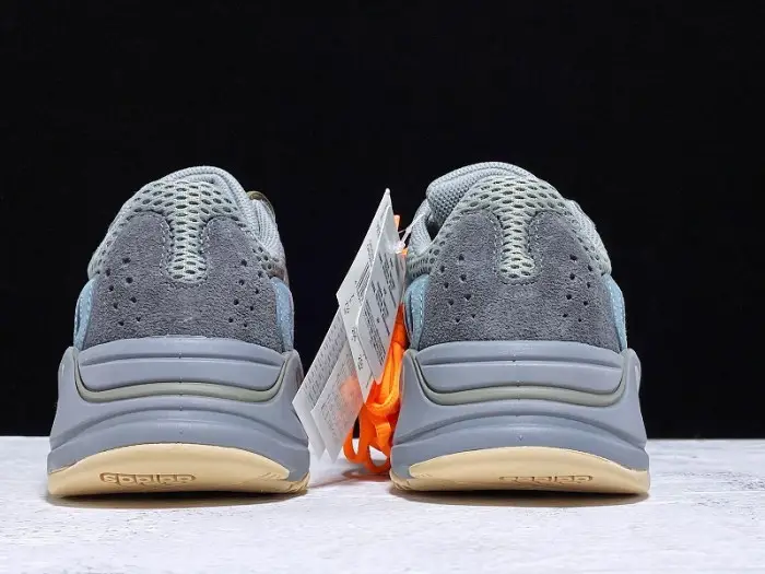Yeezy Boost 700 Teal Blue 
