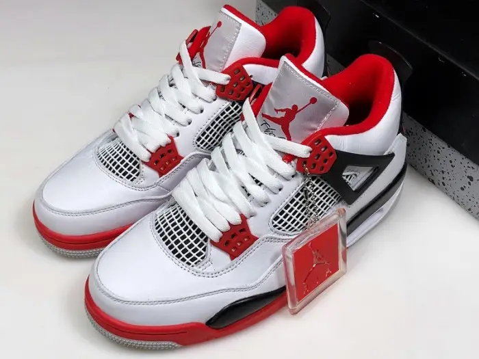Jordan 4 Retro Fire Red (2012) 