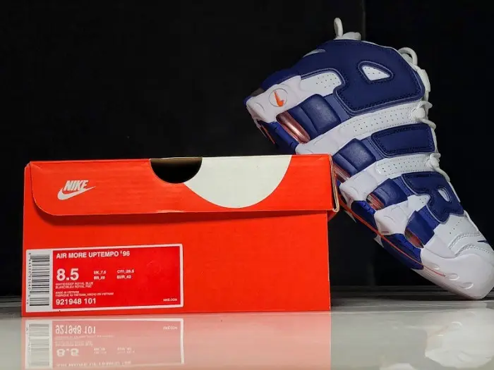 Nike Air More Uptempo Knicks 
