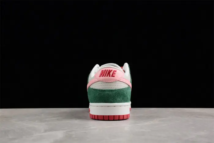 Nk Dunk low 