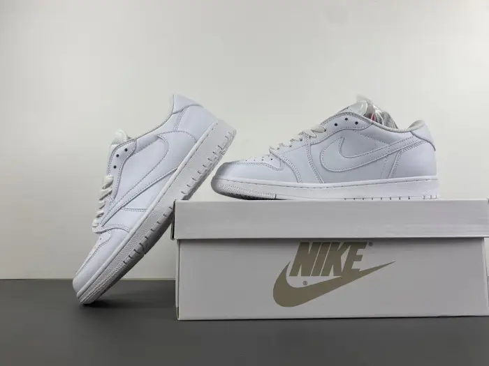 Travis Scott x Air Jordan 1 Low OG 