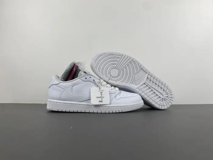 Travis Scott x Air Jordan 1 Low OG 