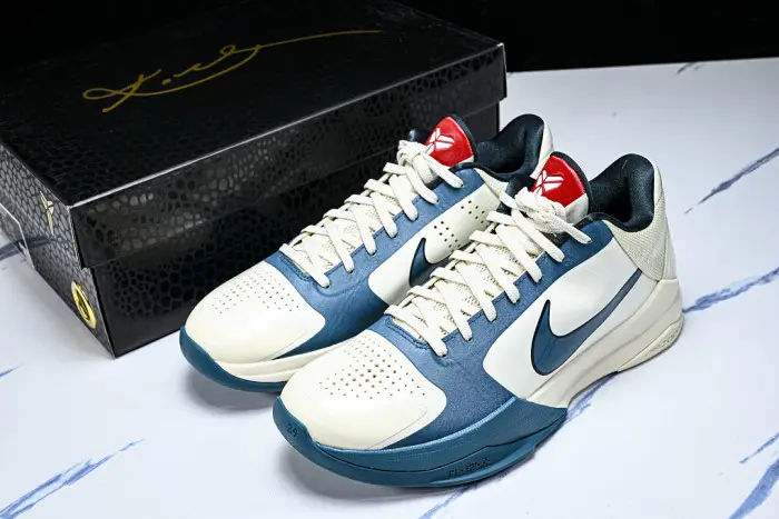 NIKE Kobe 5 PROTRO 