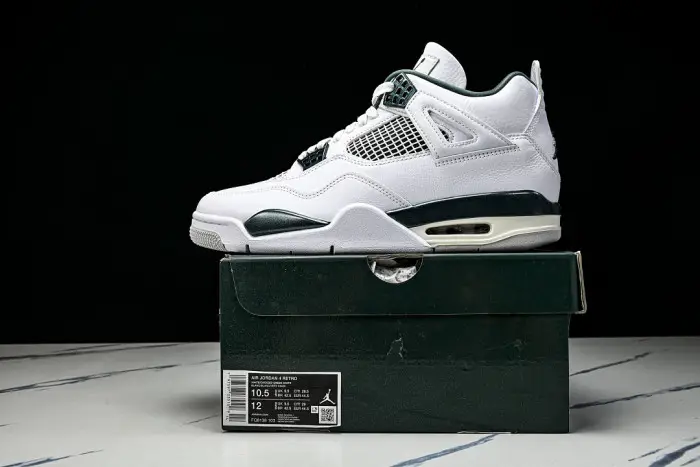 Air Jordan 4 Retro "Oxidized Green" 