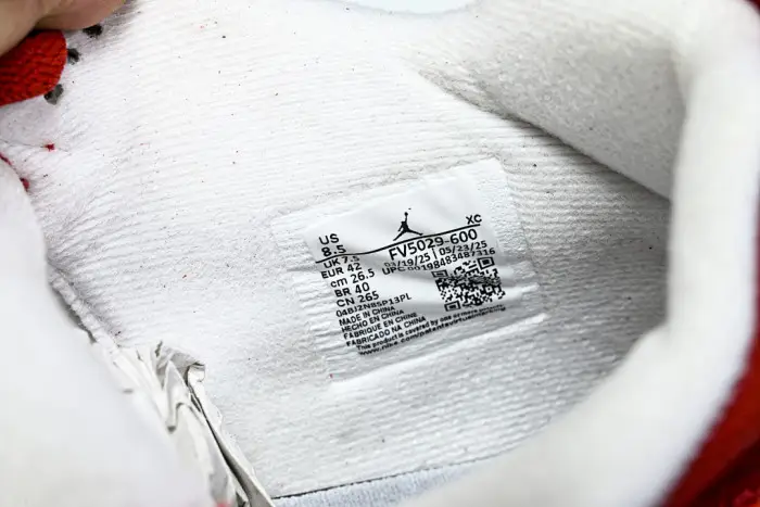 Air Jordan 4 