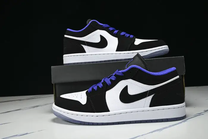 Air Jordan 1 Low SE Obsidian 