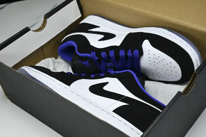 Air Jordan 1 Low SE Obsidian 