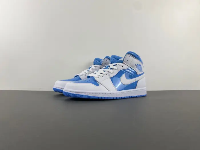 Air Jordan 1 Mid 