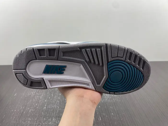 Air Jordan 3 Retro 