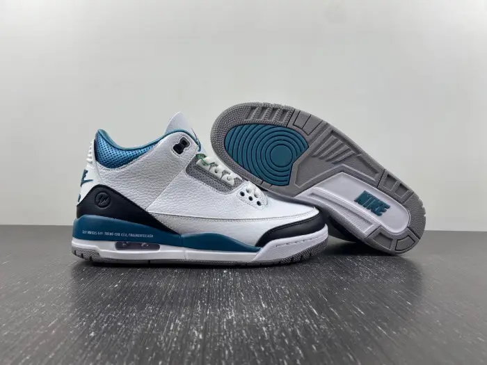 Air Jordan 3 Retro 