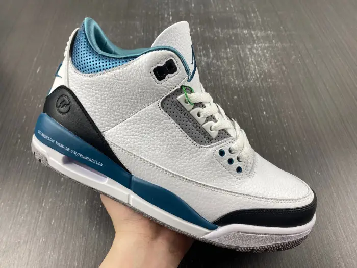 Air Jordan 3 Retro 