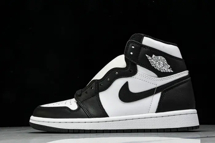 Air Jordan 1 High OG "Stage Haze" 