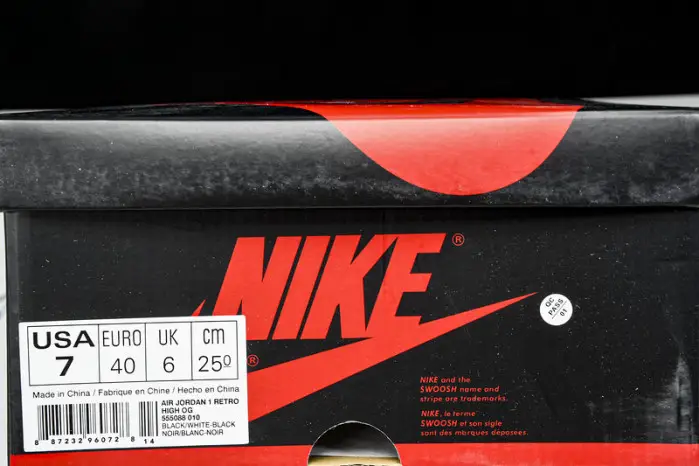 Air Jordan 1 High OG "Stage Haze" 