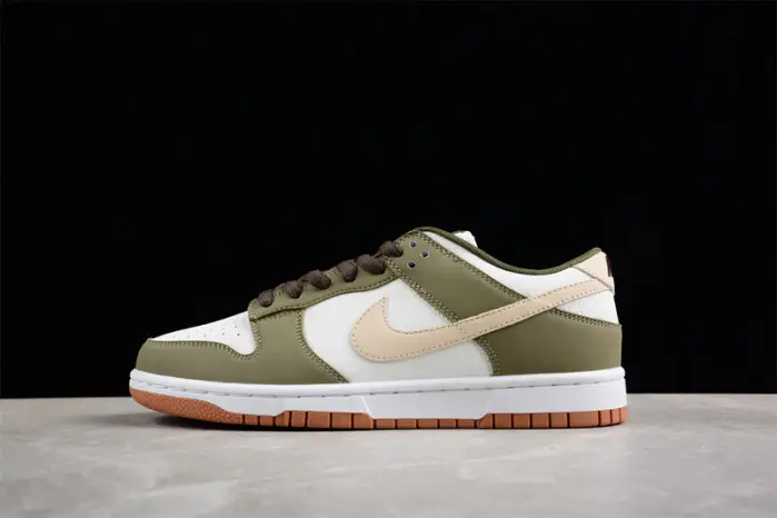 Nike SB Dunk Low 