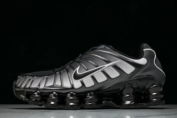 Nike Kobe 6 Protro “3D Hollywood” 