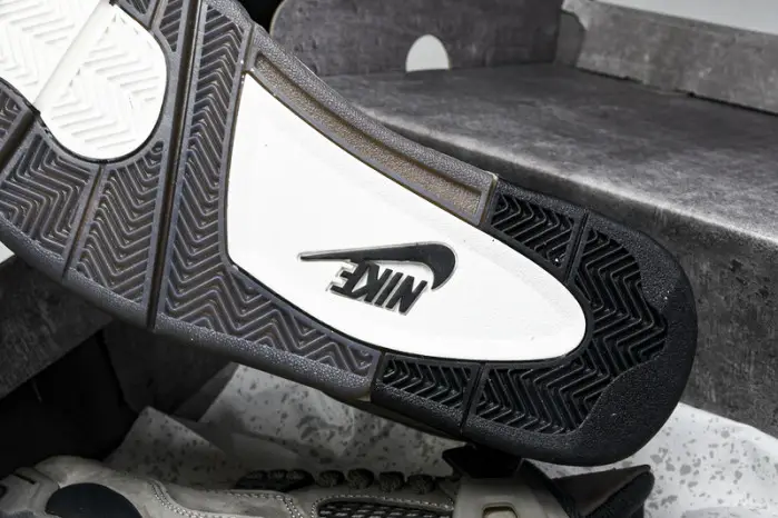 Air Jordan 4 “Cave Stone” 