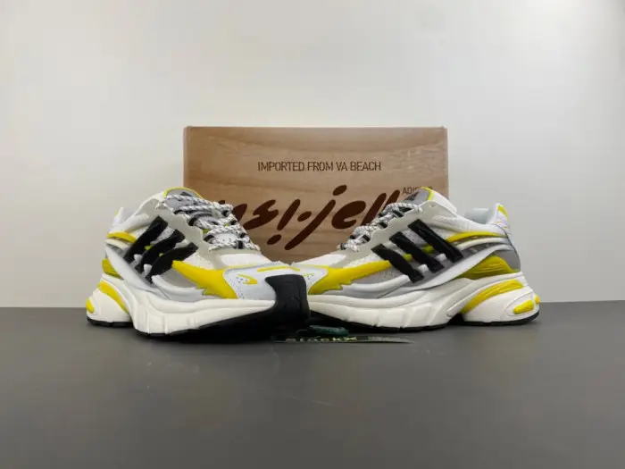 Pharrell x adidas Adistar Jellyfish "Yellow " 