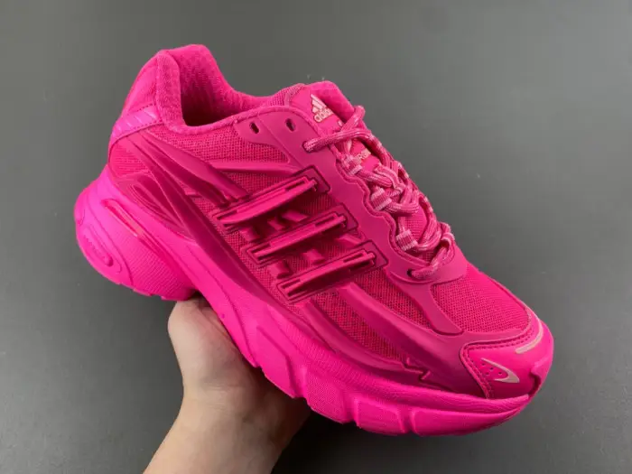 Pharrell x adidas Adistar Jellyfish 