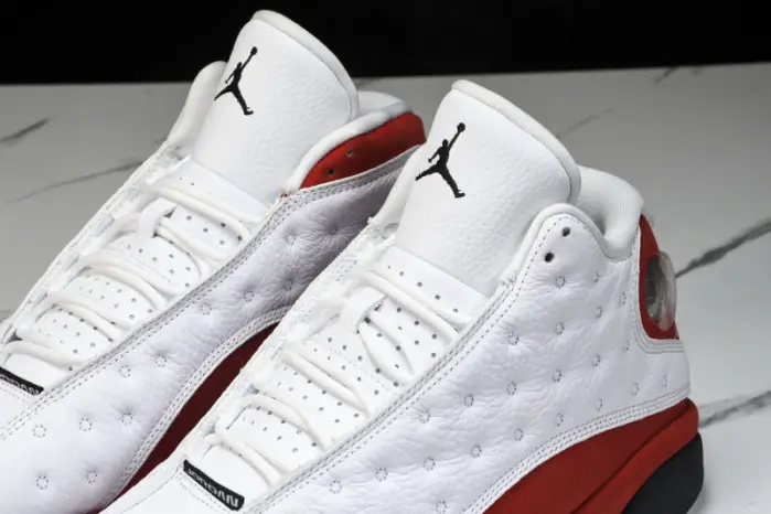 AIR JORDAN 13  “Chicago” 