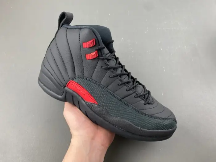 Air Jordan 12 Retro Bloodline 