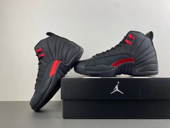 Air Jordan 12 Retro Bloodline 