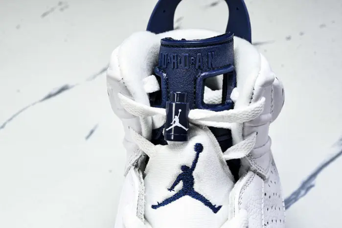 Air Jordan 6 Retro “Midnight Navy” 